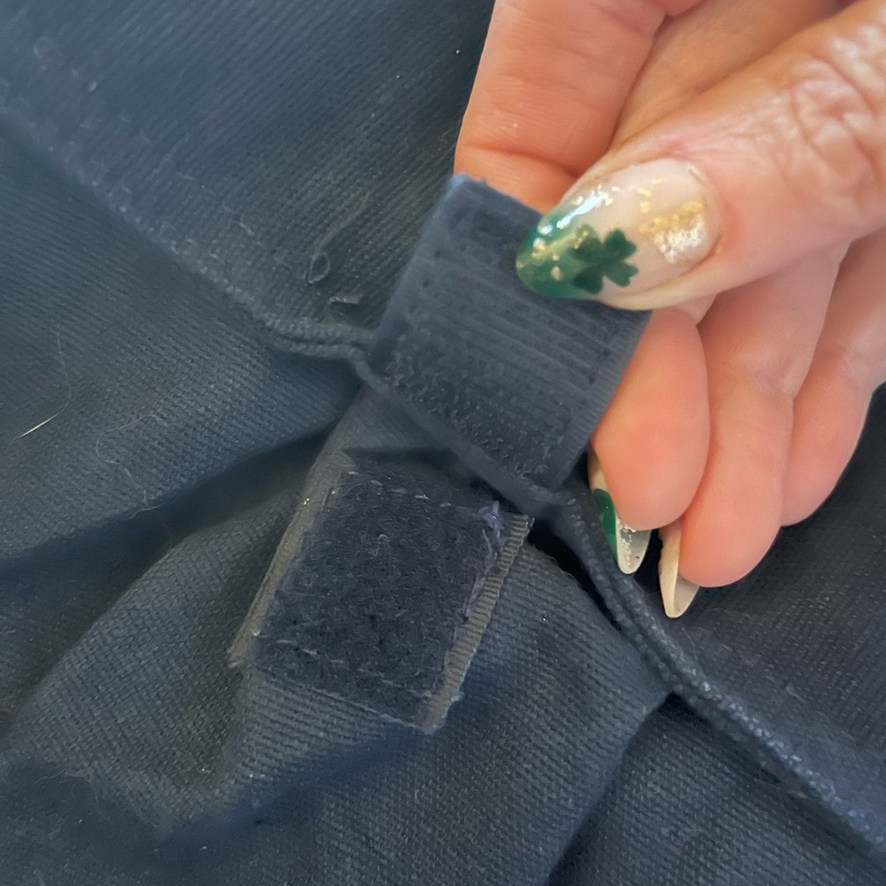 Warner Bros. Two-Tone Canvas Drawstring Duffle Ba… - image 6